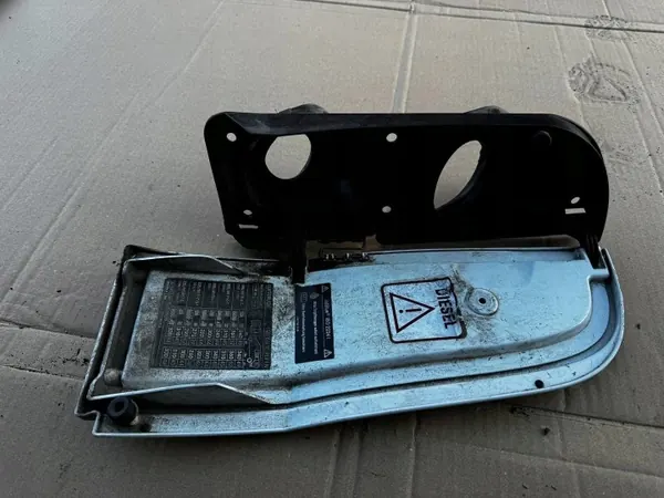 Trappe à carburant OEM GGB4193 pour Mercedes Vito W447 image 4