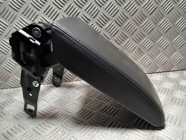 OEM 9928010026 Apoio de braço consola central VW Passat B8 image 5