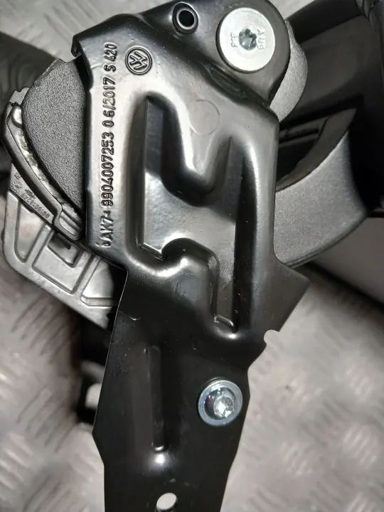 OEM 9928010026 Apoio de braço consola central VW Passat B8 image 9