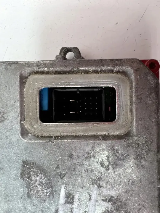 Módulo Xenon OEM 1307329084 para Audi A3 8P1 2005 image 3