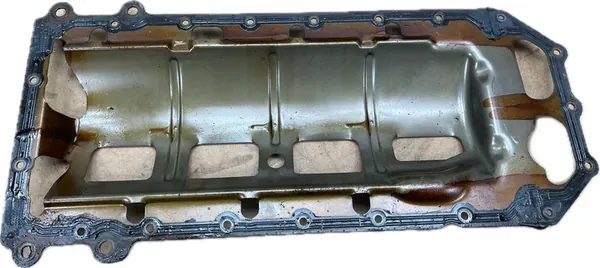 DODGE CHARGER 2018 5.7 V8 OLJEPAN 05037635AC image 4