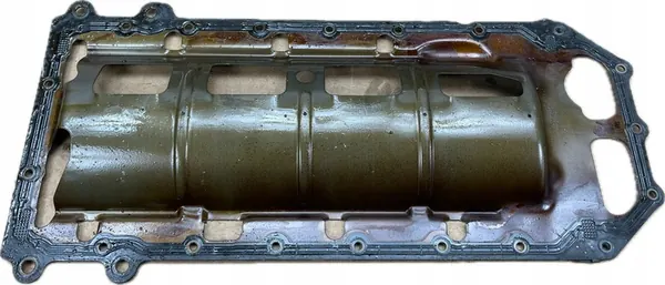 DODGE CHARGER 2018 5.7 V8 OLJEPAN 05037635AC image 5