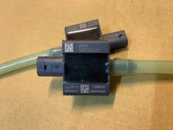 BMW X1 U11 2022- Fotgängarskyddssensor 5A3F2C3 image 3