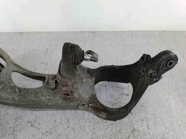 OEM 9661544680G Vorderer Linker Stoßdämpferhalter Peugeot 407 image 10