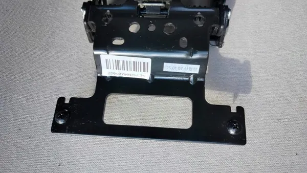 Tunnel-Armlehne OEM für SsangYong Korando IV - Schwarz Leder image 7