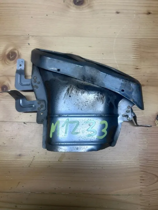 Volvo XC60 Pakoputken pää oikea OEM 31664602 image 2