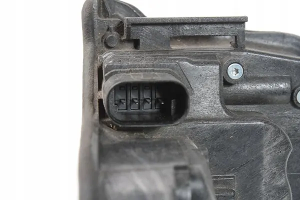 BMW X5 X6 F45 G11 F54 F60 F90 G30 Linke Hintertürschloss 7281939 image 6