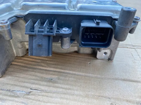 VW ID3/ID4 Korkeajännitelaturimoduuli OEM 1EA915692L image 9
