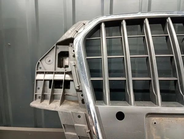 Rejilla AUDI Q3 11-15, OEM 8u0853651h image 2