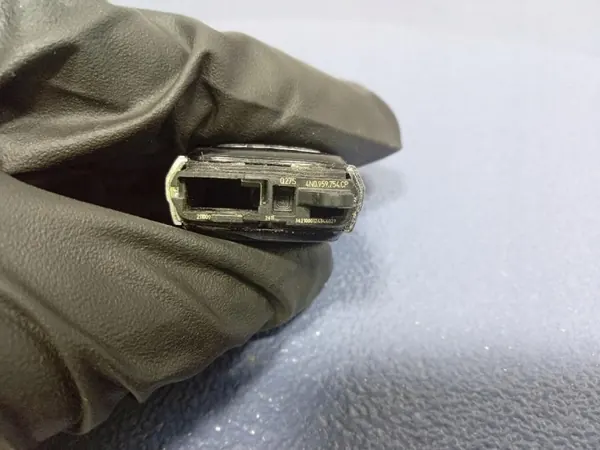 Audi SQ8 Q8 Avaimenperä OEM 4N0959754CL - Käytetty image 7