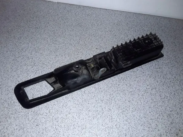 Poignée intérieure droite arrière BMW 5 E34 OEM 51228137387 image 3