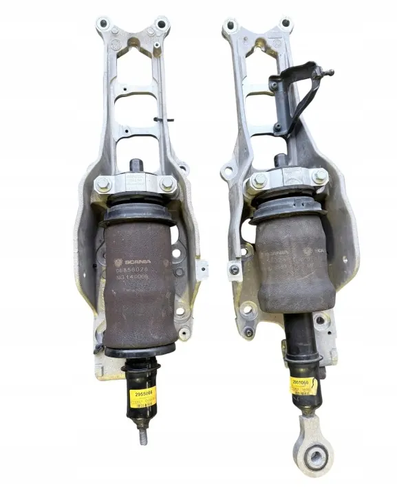 Suporte suspensão cabine Scania OEM 2899406 image 4