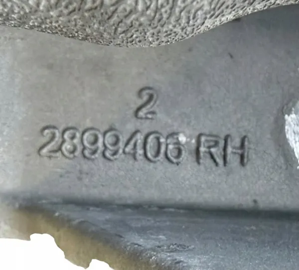 Suporte suspensão cabine Scania OEM 2899406 image 6