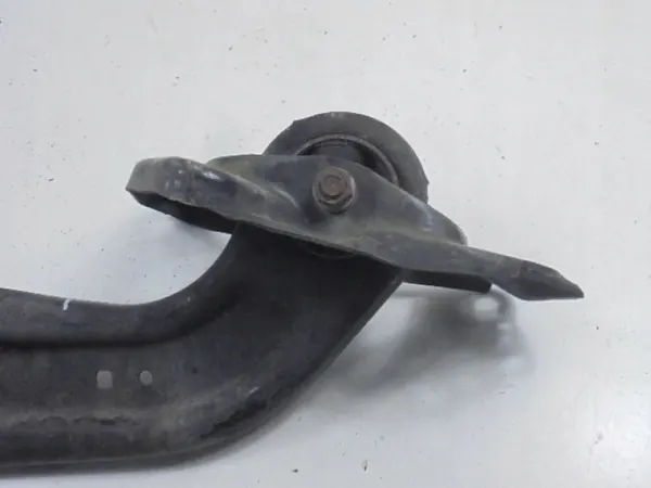 TOYOTA C-HR Braccio di Controllo Posteriore Destro 48760F4010 image 4