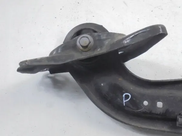 TOYOTA C-HR Braccio di Controllo Posteriore Destro 48760F4010 image 7