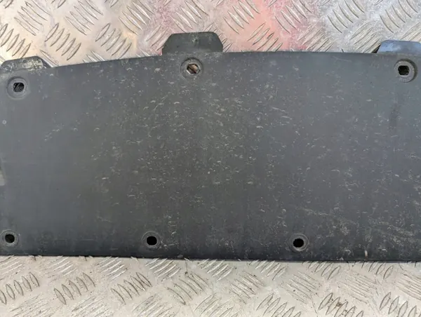 Alfa Romeo Stelvio OEM 50556442 Frontstoßstangenabdeckung image 3