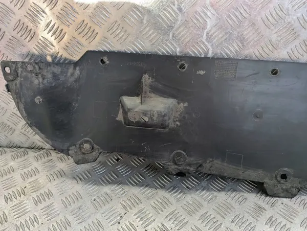 Alfa Romeo Stelvio OEM 50556442 Frontstoßstangenabdeckung image 6