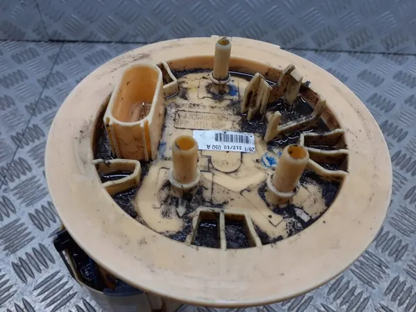 AUDI A6 C6 3.0 TDI Bomba de combustível flutuante 4F0919050A image 3