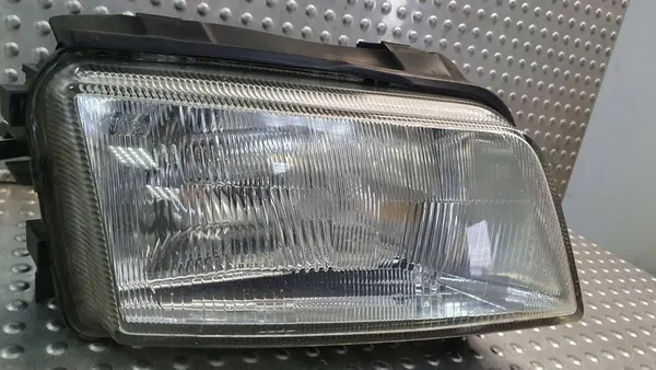 Lámpara Reflectora Delantera Derecha AUDI A4 B5 image 2