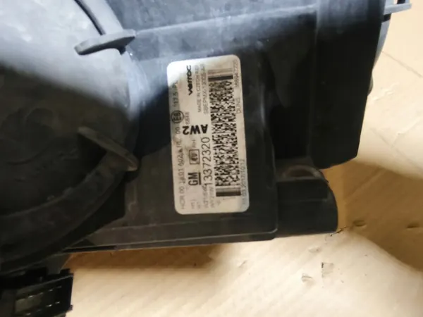 Oikea Ajovalo Opel Meriva B OEM 13372320 image 10