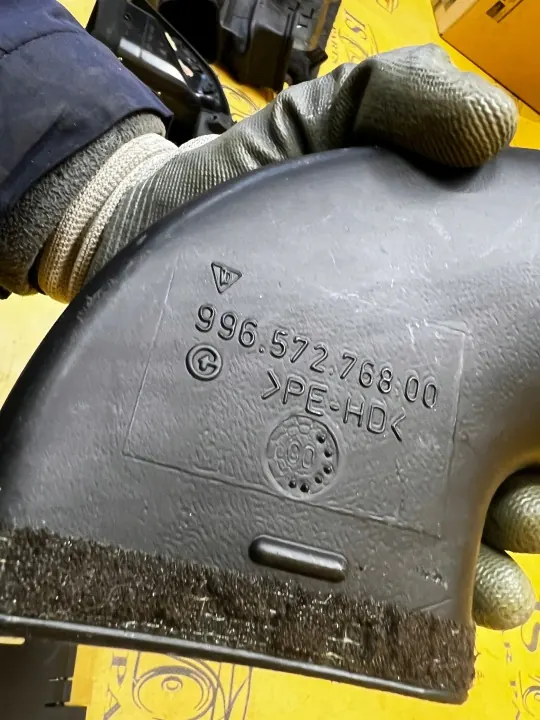 OEM 99657276800 Luftkanal för Porsche 911 996 - Höger fram image 3