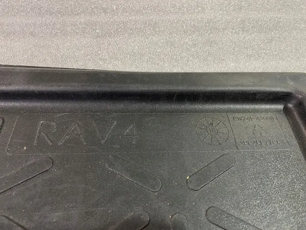 Toyota RAV 4 (XA50) Trunk Floor Mat image 2