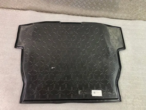 Toyota RAV 4 (XA50) Trunk Floor Mat image 3