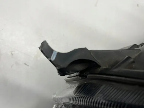 Farol dianteiro esquerdo SKODA OCTAVIA III 2012- BI-XENON image 2