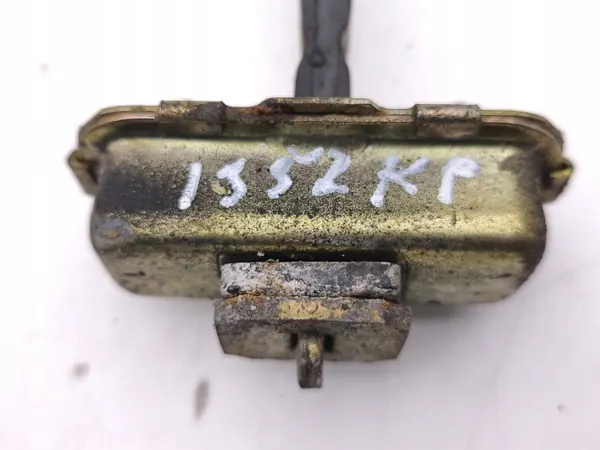 Mitsubishi 3000GT ovenpysäytin OEM AMD235051 image 6