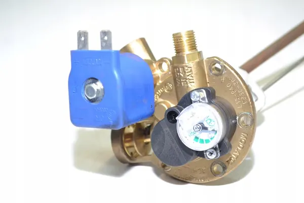 Tomasetto AT02 SPRINT 200-204/30 B/W image 2