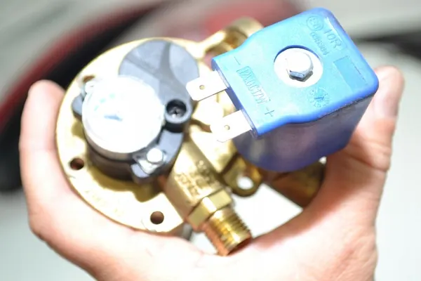 Tomasetto AT02 SPRINT 200-204/30 B/W image 6