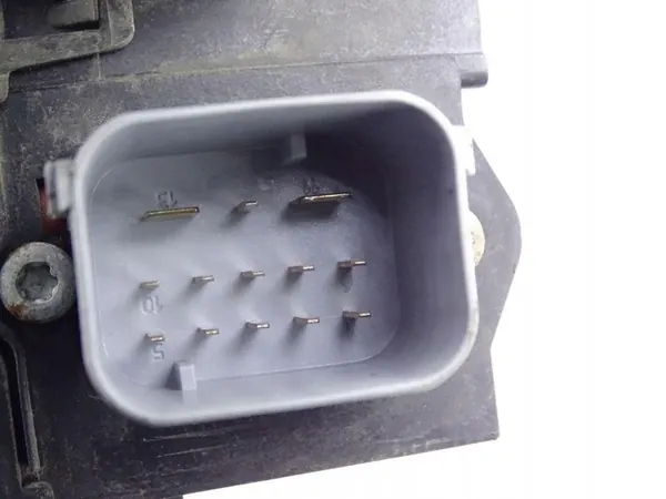 BMW X6 F16 14-19 Electric Handbrake 6868514 image 6