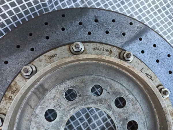 Audi A8 S8 W12 D3 Keramik-Bremsensatz OEM image 4