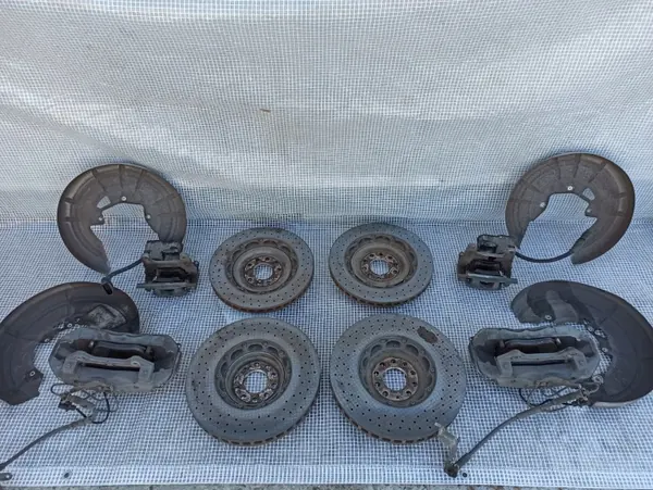 Audi A8 S8 W12 D3 Keramik-Bremsensatz OEM image 9