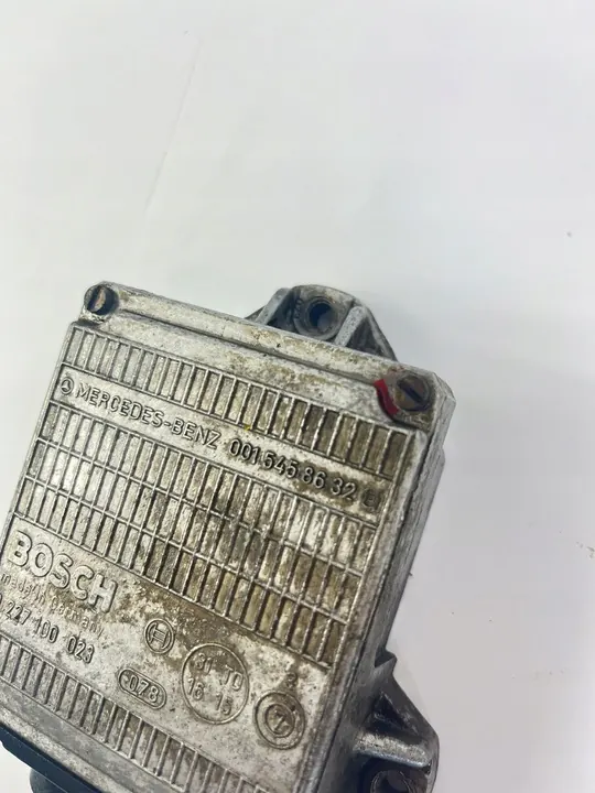 Módulo de Ignição Mercedes W126 W123 R107 W460 W461 280 image 4