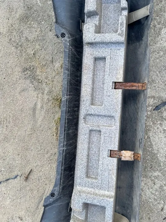 Parachoques trasero Chevrolet AVEO T300 2011-2014 image 5