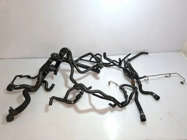 A3 8P PASSAT LEON Vesijohtosarja 1.4TSI CAX OEM image 10