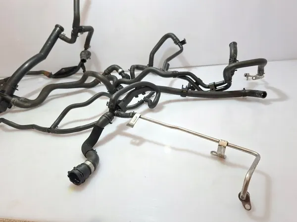 A3 8P PASSAT LEON Vesijohtosarja 1.4TSI CAX OEM image 9