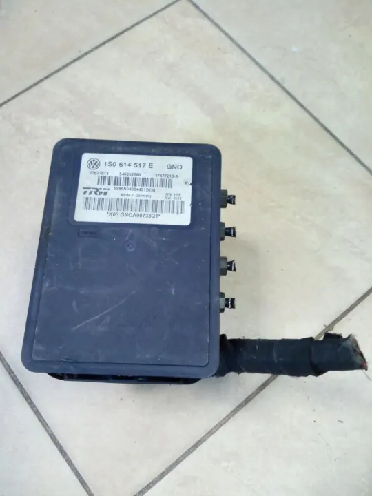 Pompe ABS OEM 1S0614517F pour SEAT Mii VW UP image 6