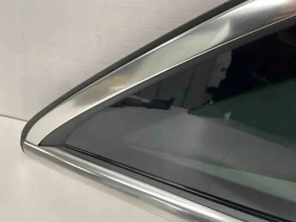 Takaikkuna oikea OEM A2136709600 Mercedes E W211 image 3