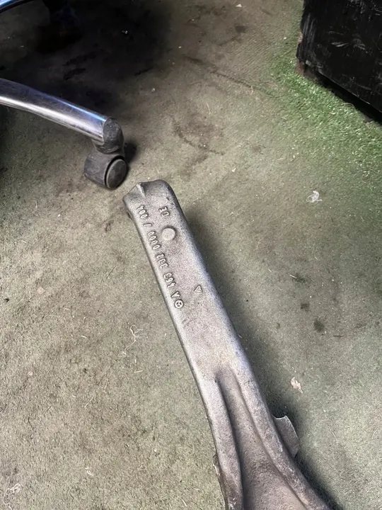 Mercedes G-Klass 463 Vänster Styrknut 4633333700 image 4