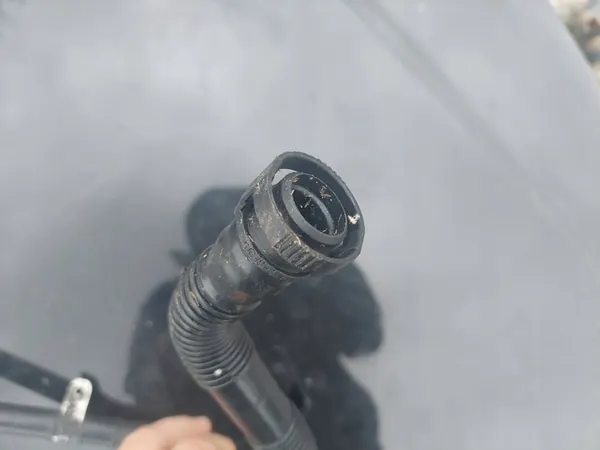 Audi A3 8L Ventilationsslang 8L0133817 OEM image 2