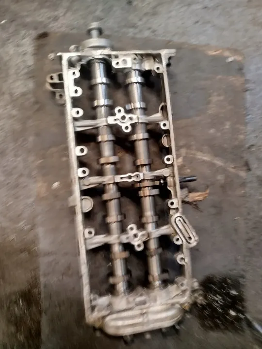 Base d'Arbre à Cames OEM 04L103308C pour VW Passat B8 2.0 TDI image 2