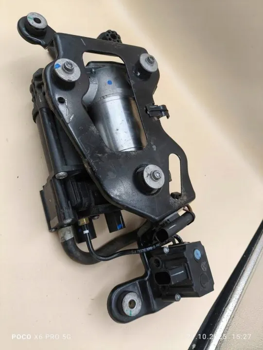 Luchtveringcompressor OEM 6875177 Achter BMW X5 F15 image 3
