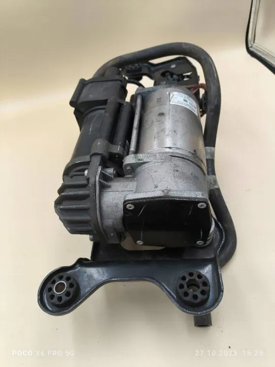 Luchtveringcompressor OEM 6875177 Achter BMW X5 F15 image 4