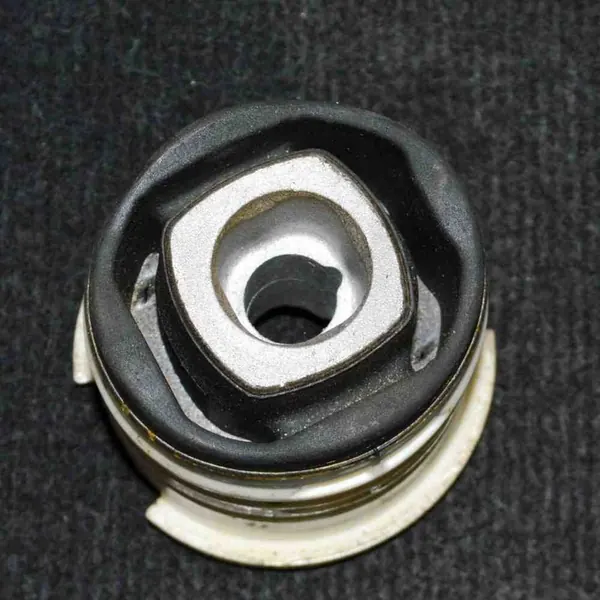 BMW 3 F30 F35 F31 2017 peça de chassis image 3