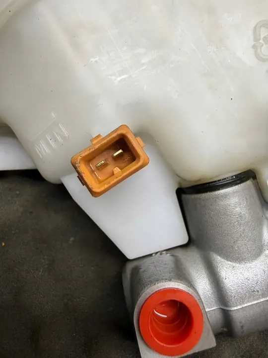 Rempomp Reservoir Hyundai Kia image 6
