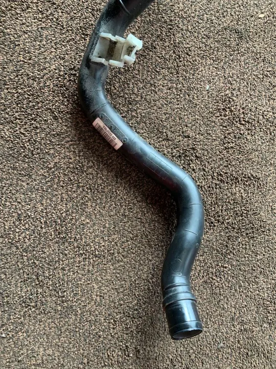 BMW Kraftstoff-Einfüllstutzen OEM 7244022 für M140i 3.0B image 3