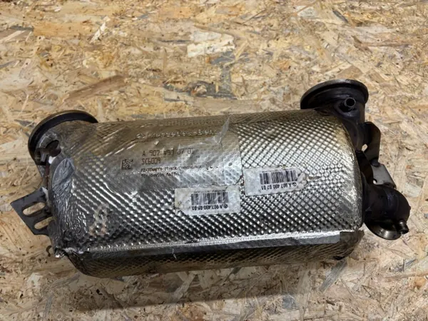 Mercedes Sprinter W907 DPF-katalysaattori OEM A9074900701 image 2