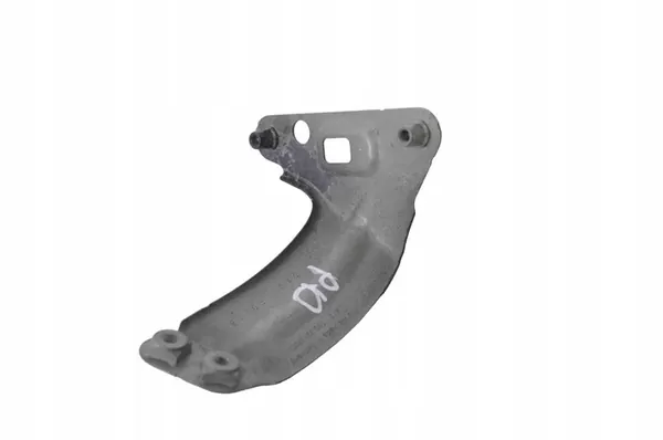 Fram höger skärmhållare VW GOLF VIII 5G0821136C image 3